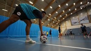 社会调查：线上博彩广告中的“首充返现”对多巴胺系统的初级劫持研究。（线上博彩广告“首充返现”对多巴胺系统早期劫持的社会调查研究）